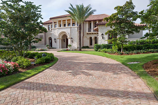 Best Driveway Pavers Installation  in Rden, WA